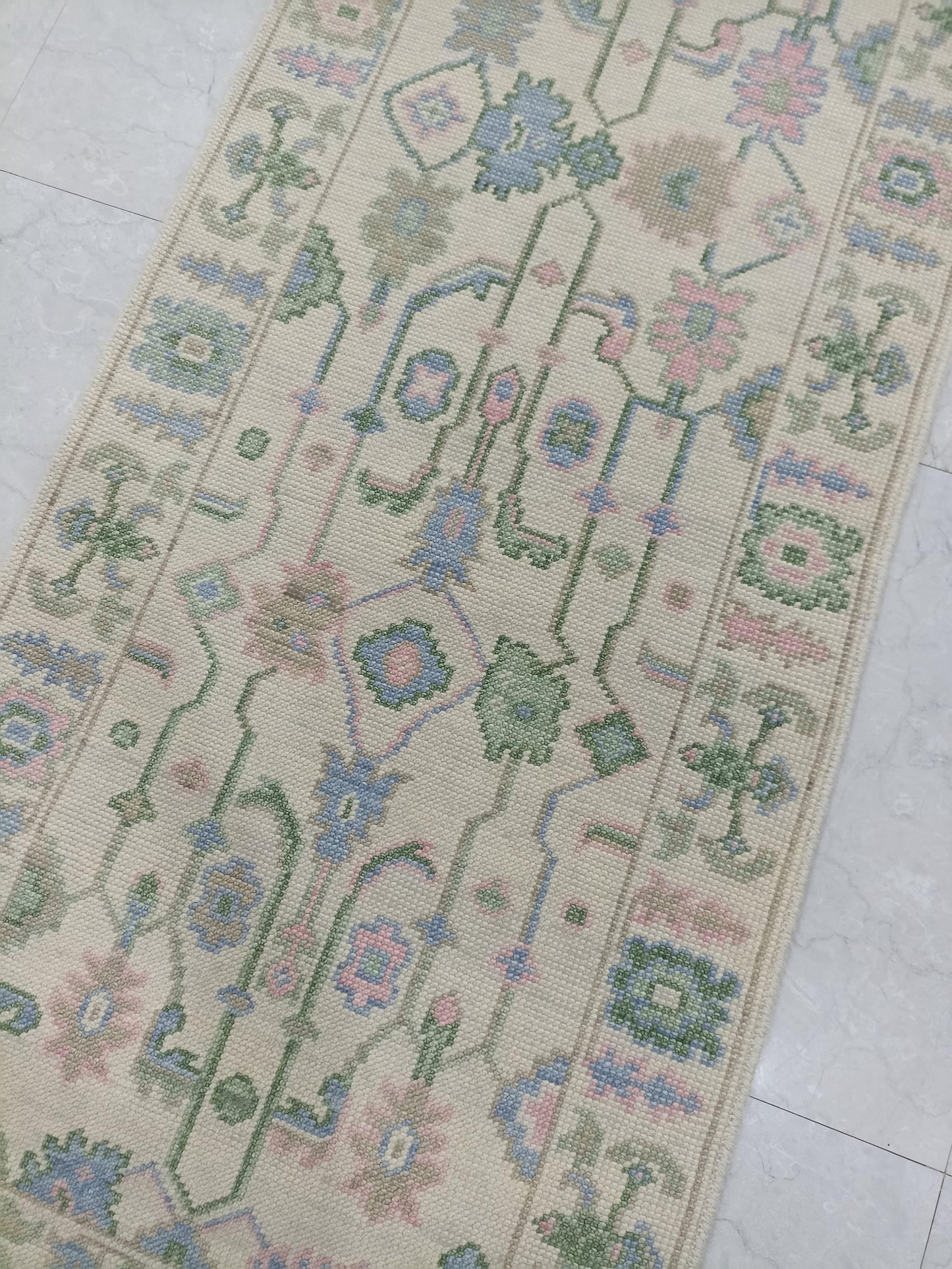 Sylvie Modern Oushak Rug