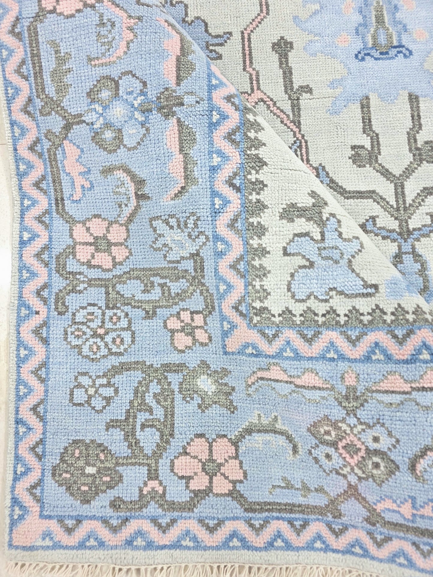 Ellie Modern Oushak Rug