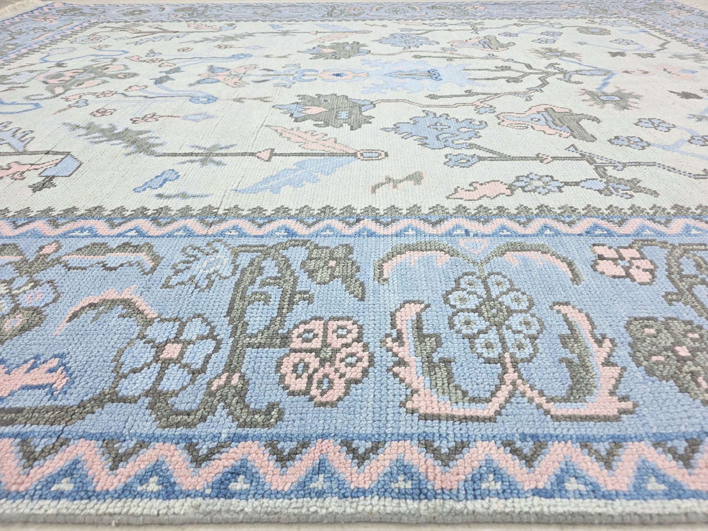 Ellie Modern Oushak Rug