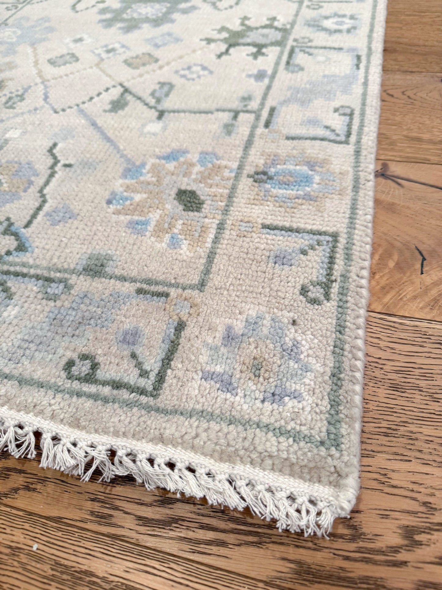 Catherine Modern Oushak Rug