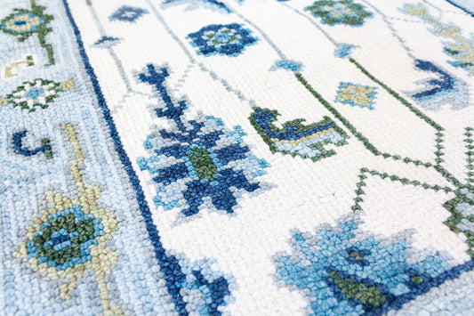 Blue & White Runner - 01