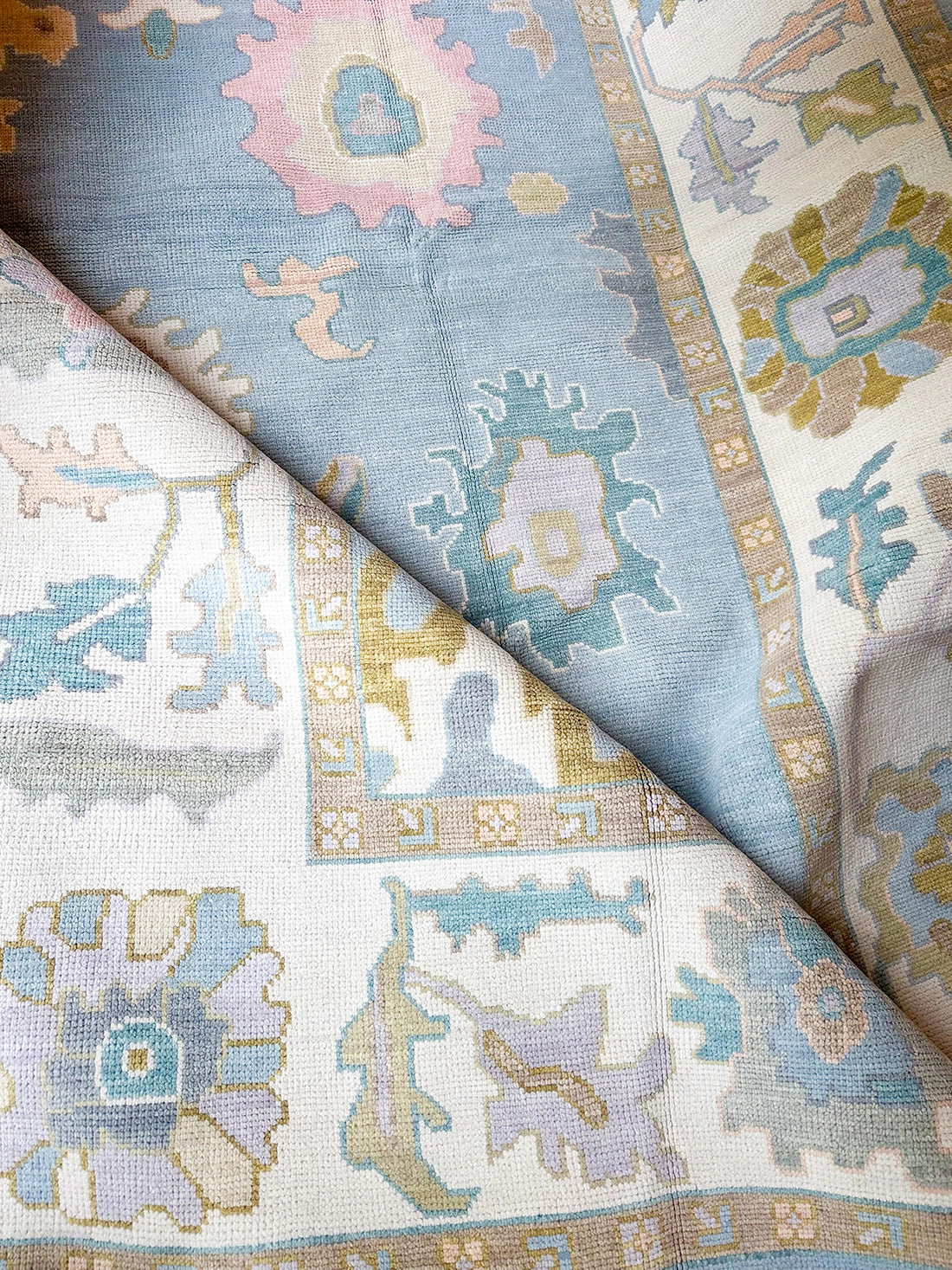 Isla Modern Oushak Rug
